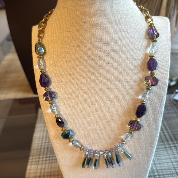 Multicolored Fancy Faceted Gold Tone Necklace. - Picture 1 of 10